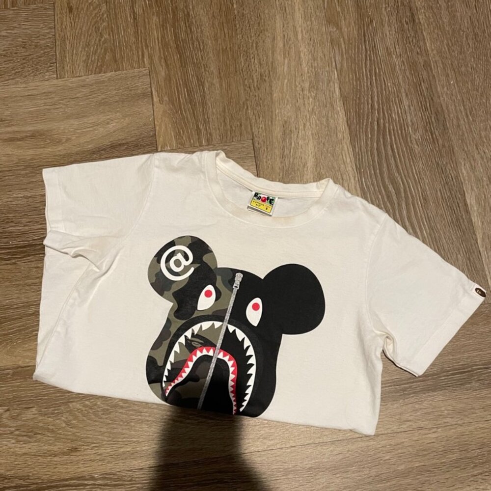 A Bathing Ape Shirt Ladies Small